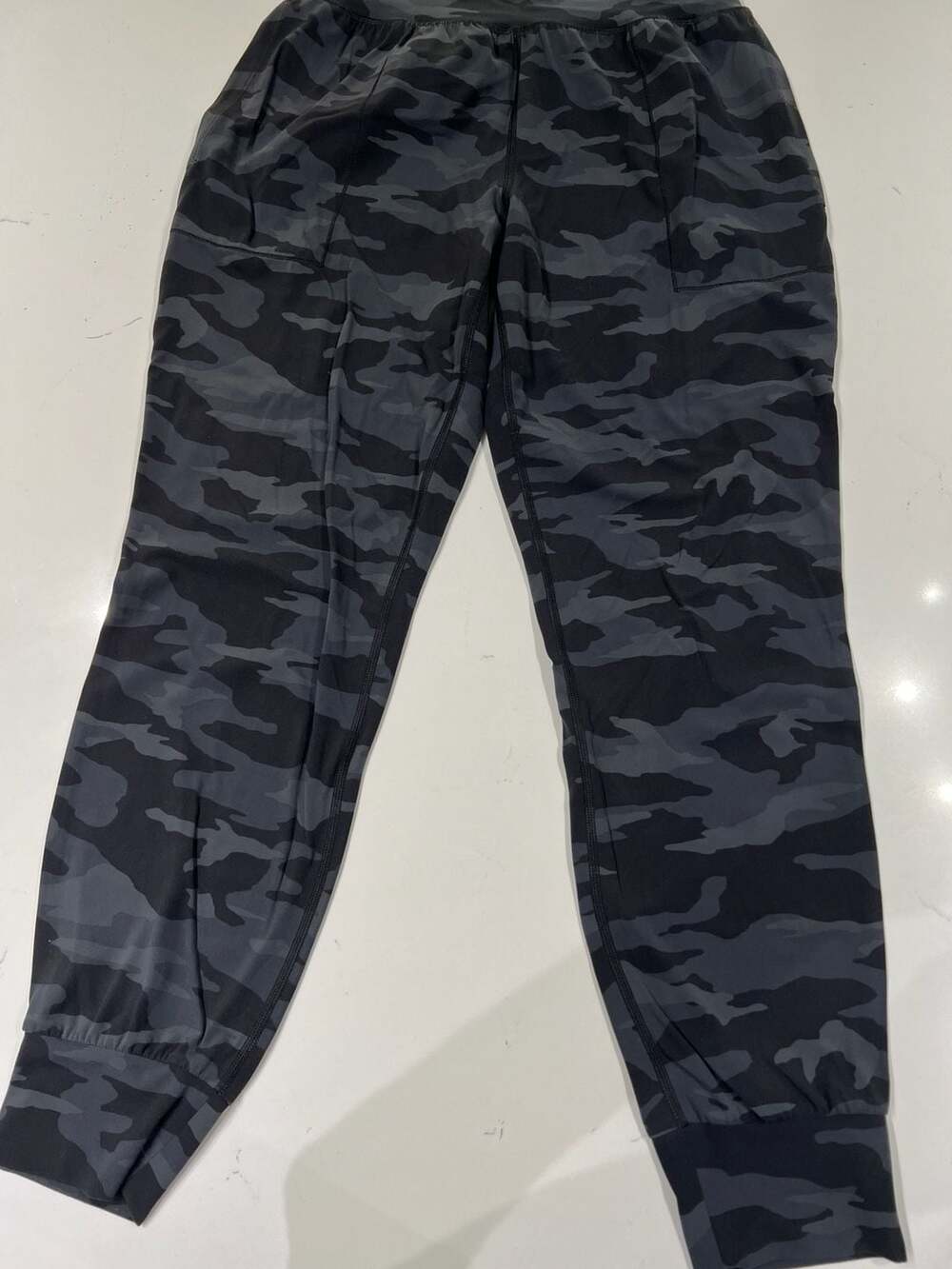 Athleta Salutation Jogger Grey and black Camo Size M